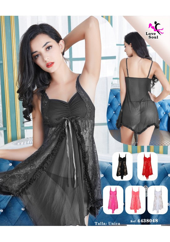 Camisón negro con cuerpo de raso y falda de tul con encaje floral y flecos