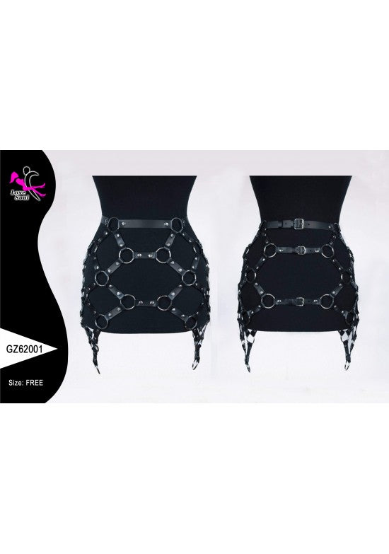 Falda harness negra de polipiel con anillas metálicas, vista frontal y trasera