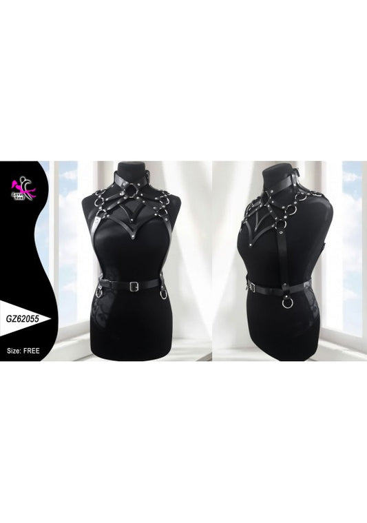 Body harness negro con anillas metálicas visto de frente y espalda