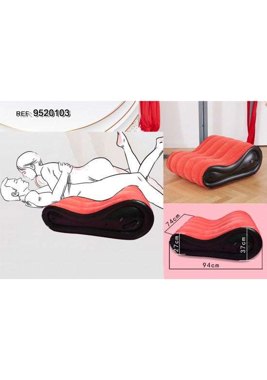 Cojín posicionador inflable de doble curvatura en rojo y negro con dimensiones indicadas